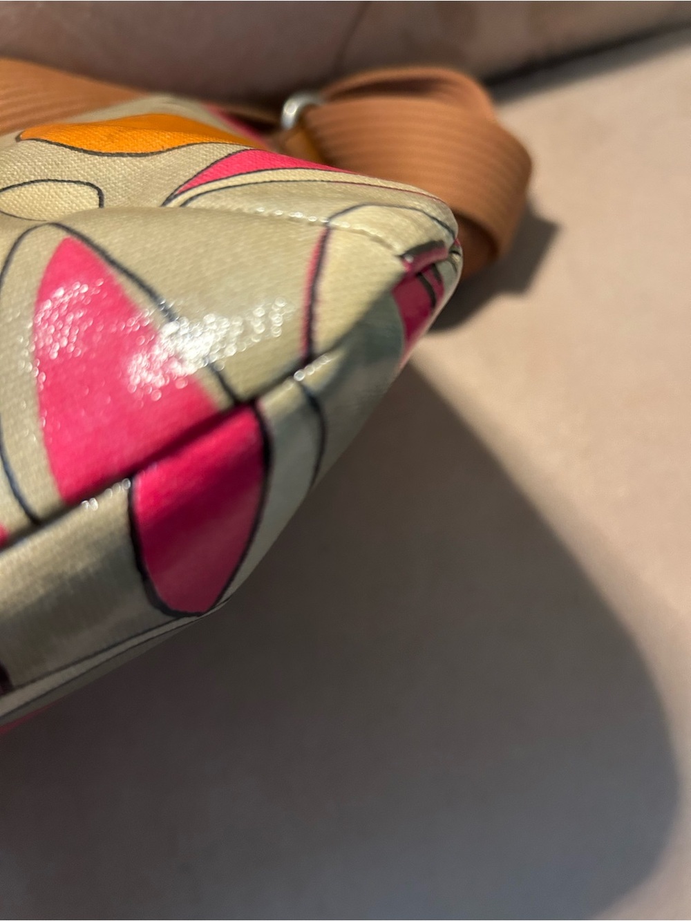 Fossil Key-Per Floral Orange & Pink Coated Canvas Shoulder Bag with Tan Straps - Picture 6 of 10